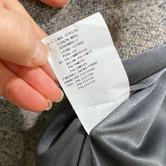 Armani Collezioni jacket - Picture 8 of 10